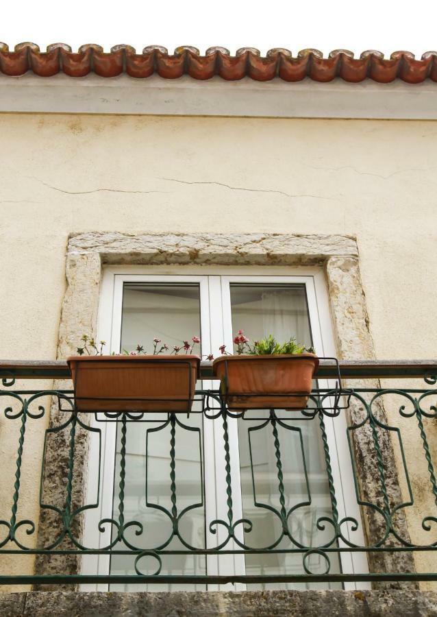 Cozy And Spacious Apartment In Graca, Lisboa Eksteriør bilde